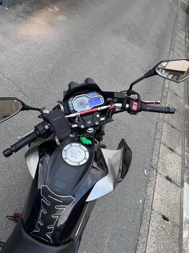 Honda cb190xとても乗りやすいバイクです。マフラーも良い音。