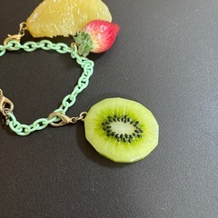 ハンドメイド バッグチャームの画像