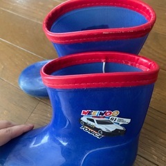 トミカ　長靴　　18cmの画像