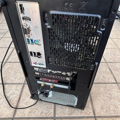 ゲーミングPC 自作　Windows11　即使えるの画像