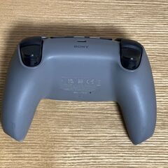 【PS5/PS4】ワイヤレスコントローラー グレー カモフラージ【DualSense 】の画像