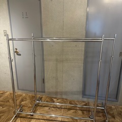 頑丈　業務用　ハンガーラックの画像