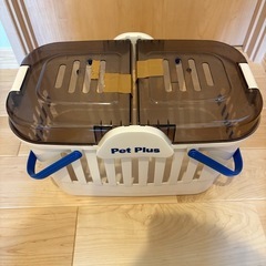 ペット用キャリーの画像