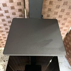 Perlegear 37~75インチ対応 テレビスタンド キャスター付き ブラック 壁寄せ テレビ台 6段高さ調節 左右±35度首振り☆札幌市 白石店 の画像