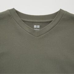 リラックスフィットVネックTシャツ（半袖）の画像