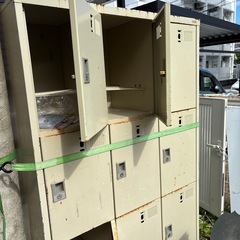 ロッカーの画像