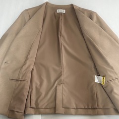 美品　プラステ　PLST ベージュ セットアップ L XL パンツスーツの画像