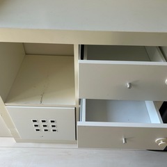 収納家具の画像