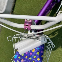女の子用自転車の画像