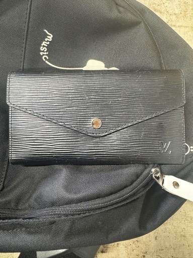 ヴィトン　エピ　ポルトフォイユサラ