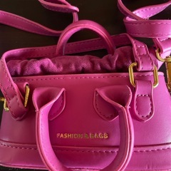 🛍️ピンクミニバッグの画像