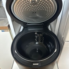 アイリスオーヤマ炊飯器 5.5合　RCーISA50の画像