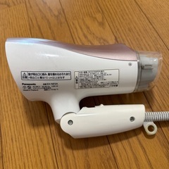 Panasonic EH-NE5
A　ヘアドライヤーの画像
