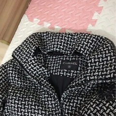 CHANEL ツイード ダウンジャケット 36の画像