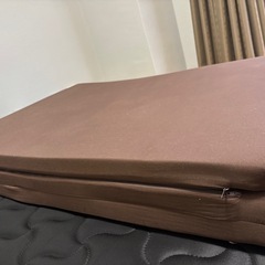 折りたたみマットレスの画像