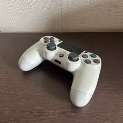 SONY ps4pro本体
の画像