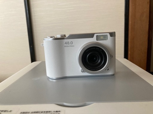 【新品未使用】国産 ドンキホーテコラボ コンパクトデジタルカメラ グレー 4545708004340.jpg