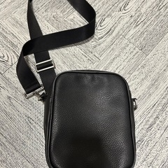 TOMMY HILFIGER ショルダーバッグ    の画像