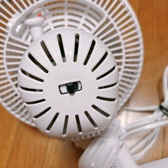 アイリスオーヤマ　クリップ扇風機 PF-181C-Wの画像