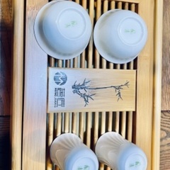 お話中です　中国茶の茶器セット　竹製お盆付き　縁起の良い桃の柄　銘ありの画像