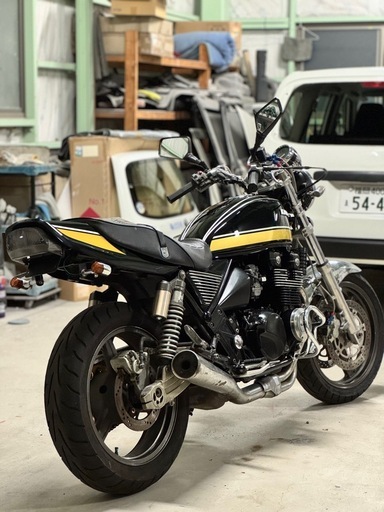 ゼファーχ 1999年式　検2年付
不具合無し