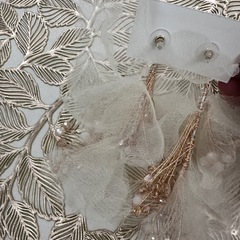 新品・結婚式ブライダルアクセサリー2点（髪飾り&ピアス）の画像