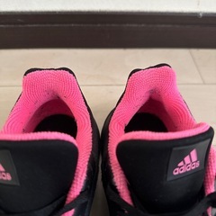 adidas スニーカー 23.5cmの画像