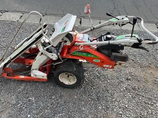 久保田稲刈機