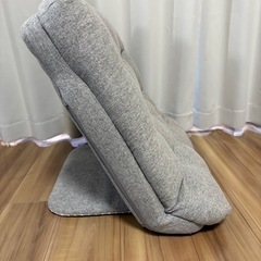 カインズ　リクライニング　背もたれ　クッション　グレー　座椅子の画像