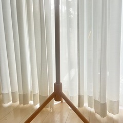 木製 ポールハンガー コートハンガー 北欧風 ナチュラル　の画像