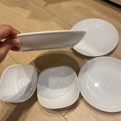 食器の画像