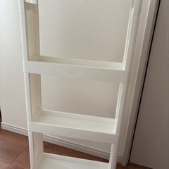 オンライン決済ではありません。ニトリ　キャスター付き隙間収納　スリム収納の画像