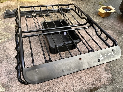 値下げしましたTERZO EA311 ルーフバスケット　純正ベースキャリア付