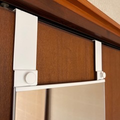 IKEA GARNESドア掛けミラーの画像
