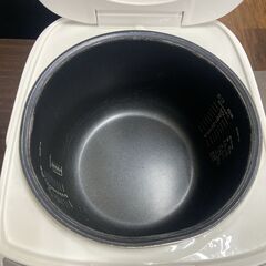 美品 タイガー炊飯ジャー JBH-G182-W 一升炊き 2023年製の画像
