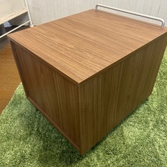 【リユース☆エコちょっぷ】【木目調】2段ワゴン キャスター付き サイドキャビネット 収納家具の画像