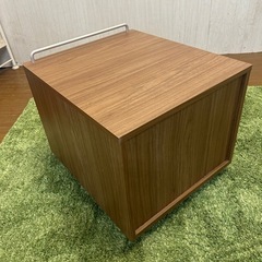 【リユース☆エコちょっぷ】【木目調】2段ワゴン キャスター付き サイドキャビネット 収納家具の画像