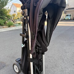B型 aprica ベビーカーの画像