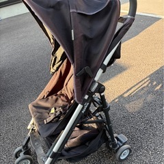 B型 aprica ベビーカーの画像