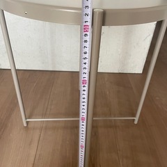 【取引中】IKEA スチールテーブルの画像