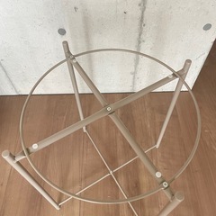 【取引中】IKEA スチールテーブルの画像