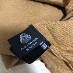 ユニクロ　長袖セーター　メンズXLの画像