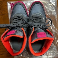 NIKE AIR FORCE ハイカットスニーカー グレー/ピンク 厚底の画像