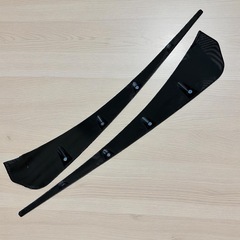 車用 サイドエアフロートリム ABS樹脂 ダミーダクト 装飾 エアーダクト フロントフェンダー エアロパーツ 汎用 2枚 (カーボン)
の画像