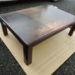 中古品　家具調こたつ（１０５ｃｍ×７５ｃｍ×高さ３６ｃｍ）引き取って頂ける方に無料で差し上げます！！の画像