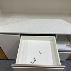 ニトリ｜アルミナ2｜ガラス引戸｜キッチンボードの画像
