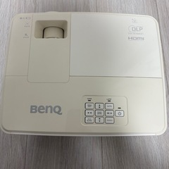 BenQ MW526 プロジェクターの画像