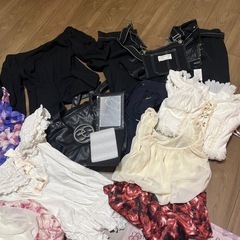 平成ギャル服まとめ売りの画像