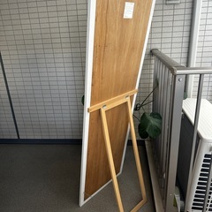 鏡の画像