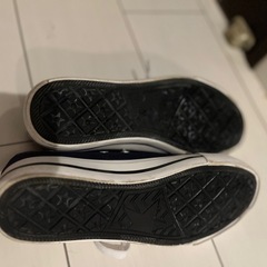 スニーカ ブラックの画像